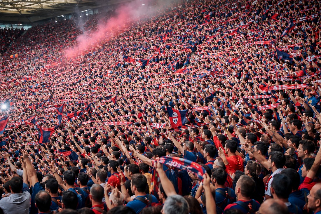 Cagliari, tra salvezza e ambizione: cosa manca per tornare ai tempi di Gigi Riva