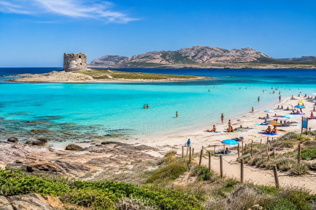 Stintino, da borgo dei pescatori a capitale del turismo fragile