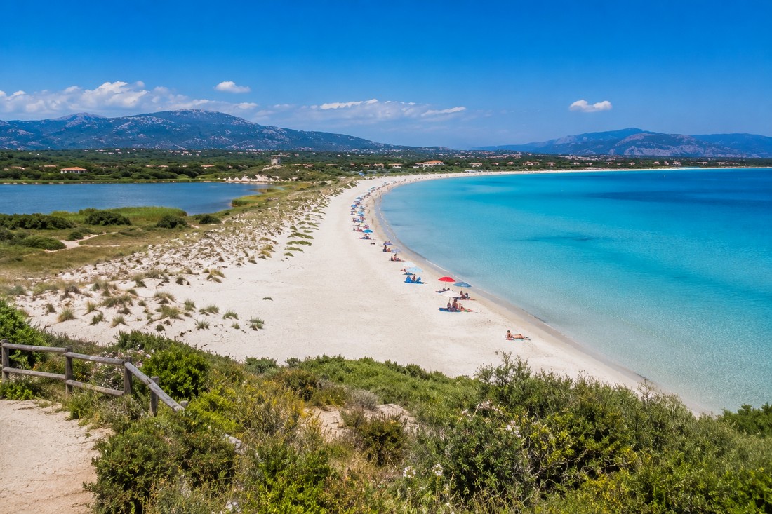 Budoni, la Sardegna accessibile che deve difendere spiagge, stagni e identità rurale